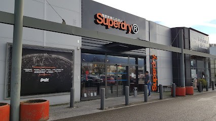 Superdry, Magasin de Vêtements à Thoiry