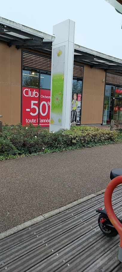 Orchestra SAINT PARRES AUX TERTRES, Magasin de Vêtements à Saint-Parres-aux-Tertres