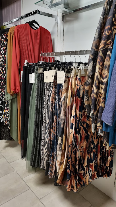 Toutes Belles En Xl Magasin De Vêtements à Montpon-Ménestérol