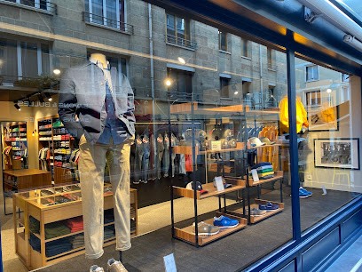 Serge Blanco, Magasin de Vêtements au Havre