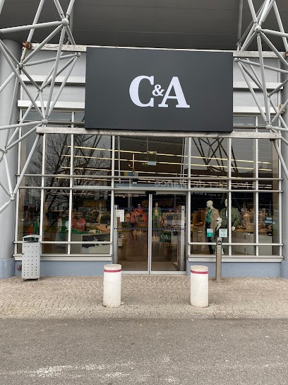 C&A La Croix Blanche, Magasin de Vêtements à Sainte-Geneviève-des-Bois