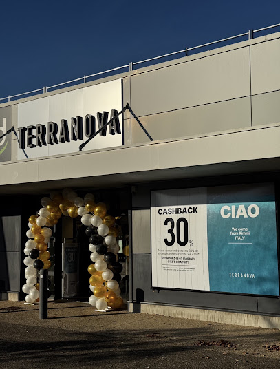 Terranova Magasin De Vêtements à Langueux