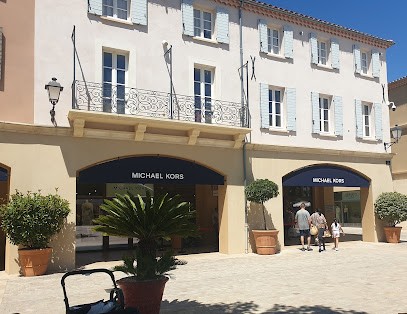 Michael Kors, Magasin de Vêtements à Miramas