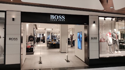 BOSS Store Parly 2, Magasin de Vêtements au Chesnay