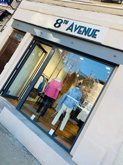 8th Avenue, Magasin de Vêtements à Vienne