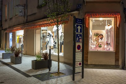 A La Tentation, Magasin de Vêtements à Revel