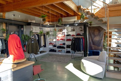 Rue Begand, Magasin de Vêtements à Lavau