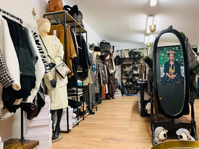 Showroom Mariana Store - Valras Plage, Magasin de Vêtements à Valras-Plage