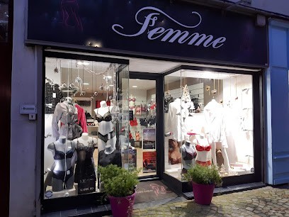 Femme, Magasin de Vêtements à Paimpol