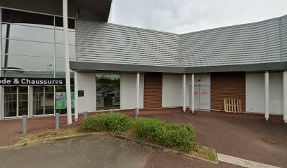 Halle Fashion and Accessories, Magasin de Vêtements à Beaumont-Pied-de-Boeuf