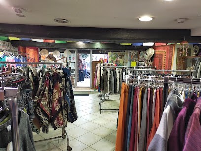 VOYAGE AU BOUT DU MONDE MORLAIX, Magasin de Vêtements à Morlaix