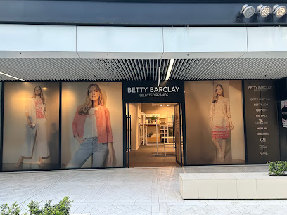 Betty Barclay Selected Brands Outlet Magasin De Vêtements aux Clayes-sous-Bois