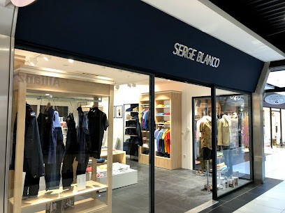Serge Blanco, Magasin de Vêtements à Furiani