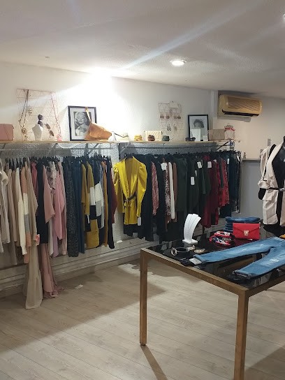 Just 2 Girls, Magasin de Vêtements à Agde