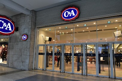 C&A, Magasin de Vêtements à Paris 15