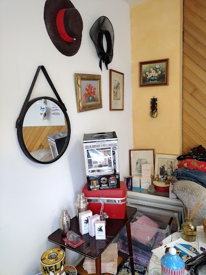 La Boutique De Caro, Magasin de Vêtements au Pin-la-Garenne