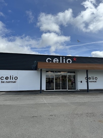 Celio, Magasin de Vêtements à Mellac