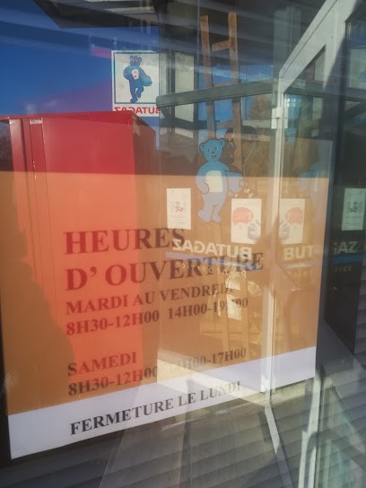 Etablissements Knobloch, Magasin de Vêtements à Wittisheim