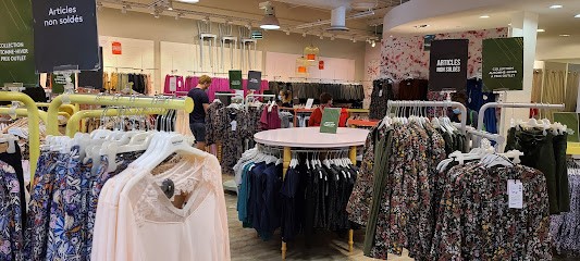 NAF NAF, Magasin de Vêtements à Pont-Sainte-Marie