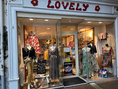 Lovely Magasin De Vêtements à Issoire