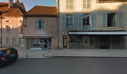 Constantin Confection, Magasin de Vêtements à Pesmes