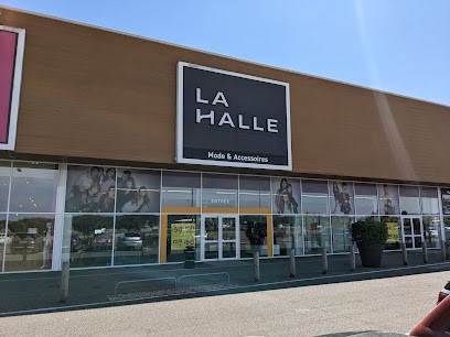 La Halle Saint Foy La Grande Pineuilh, Magasin de Vêtements à Pineuilh