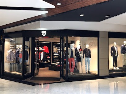 IZAC, Magasin de Vêtements au Chesnay