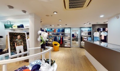 Indigo, Magasin de Vêtements à Pont-l'Abbé