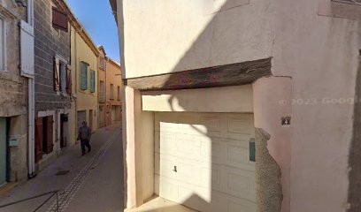 Boys Don't Cry, Magasin de Vêtements à Vendres