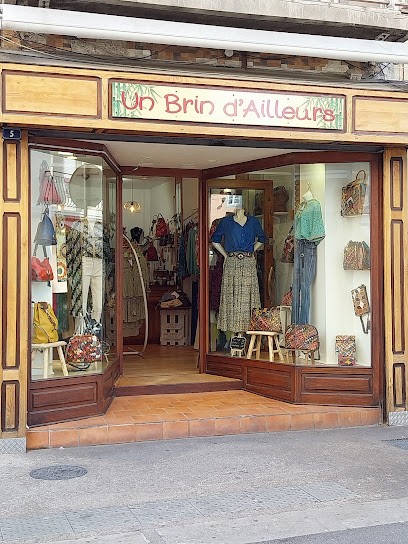 Un Brin D'ailleurs, Magasin de Vêtements à Sète