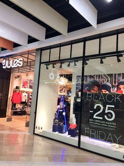 Jules Saint Priest, Magasin de Vêtements à Saint-Priest