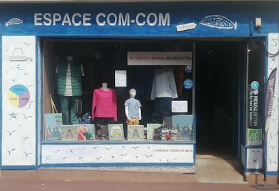 Espace com-com, Magasin de Vêtements à La Hague