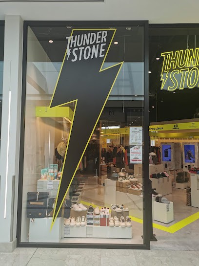 The SHOWROOM By Thunderstone, Magasin de Vêtements à Saint-Genis-Laval