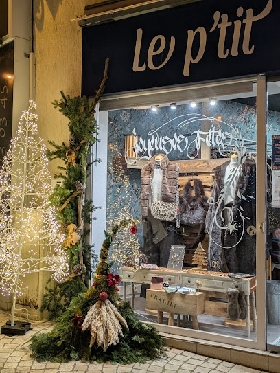 Le P'tit Showroom Des Filles, Magasin De Vêtements à Pont-de-l'Arche