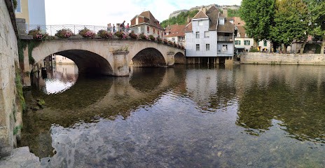 jules et julie 25290, Magasin de Vêtements à Ornans
