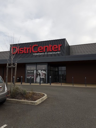 DistriCenter - L'isle Jourdain, Magasin de Vêtements à L'Isle-Jourdain