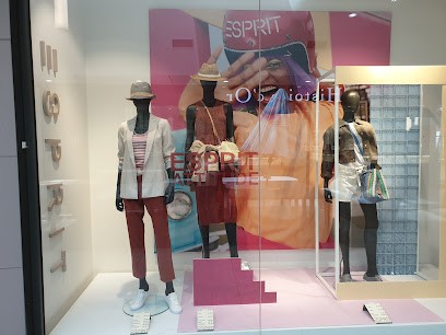 ESPRIT, Magasin de Vêtements à Thonon-les-Bains