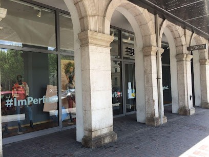 Les Boutiques De Max, Magasin de Vêtements à Aiguilhe