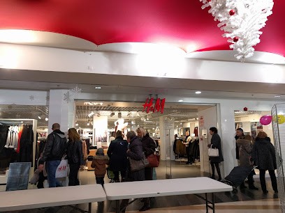 H&M, Magasin de Vêtements à Châlons-en-Champagne