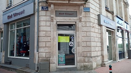 Wall Street, Magasin de Vêtements aux Sables-d'Olonne