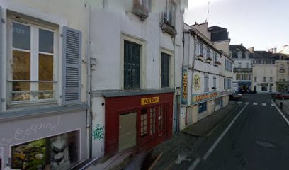 Aditya, Magasin de Vêtements au Palais