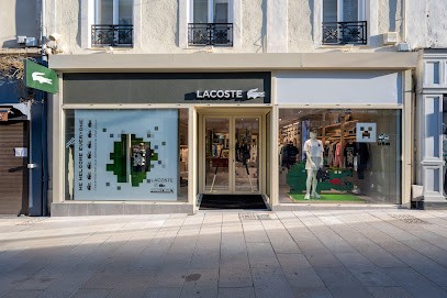 Lacoste, Magasin de Vêtements au Mans