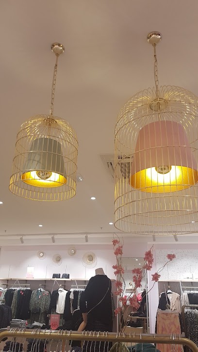 NAF NAF, Magasin de Vêtements à Puilboreau