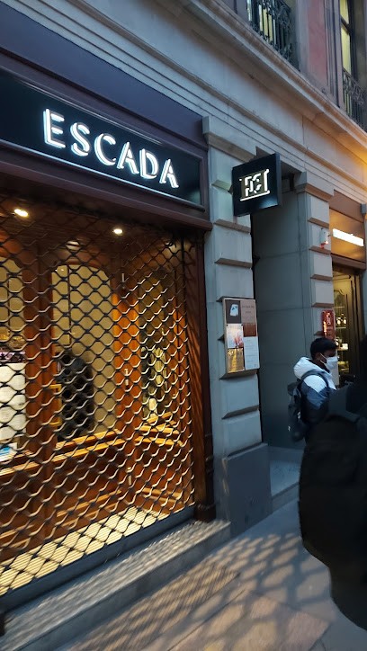 ESCADA Store Strasbourg, Magasin de Vêtements à Strasbourg