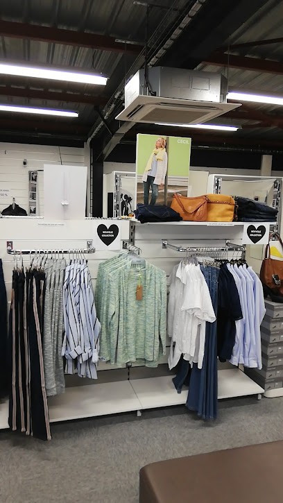 5e Avenue La Ferté Macé, Magasin de Vêtements à La Ferté Macé