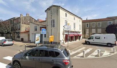 Au Petit Profit, Magasin de Vêtements à Wassy