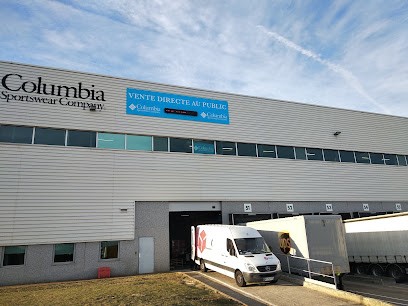 Columbia Sportswear Distribution, Magasin de Vêtements à Raillencourt-Sainte-Olle