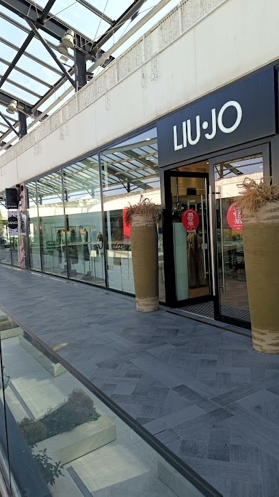 Liu Jo, Magasin de Vêtements aux Clayes-sous-Bois