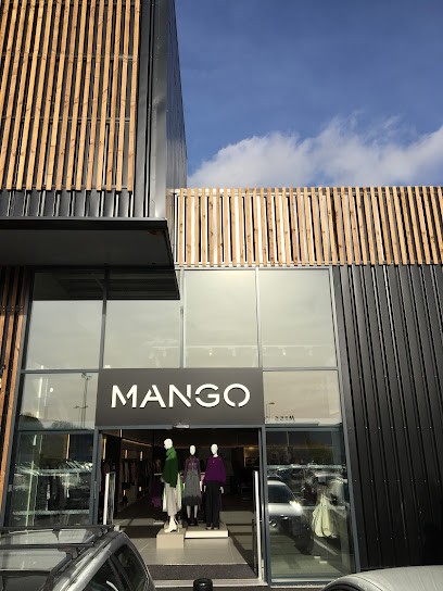 Mango Tourville-la-Rivière, Magasin de Vêtements à Tourville-la-Rivière