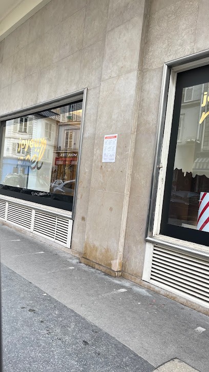 Loro Piana, Magasin de Vêtements à Paris 07